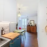 Charming Apartment Near Sacree Coeur